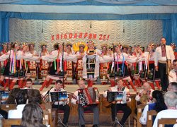 Народному самодіяльному ансамблю пісні і танцю «Хлібодари» – 25 років